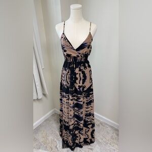 Collective Concepts Elegant Black and Brown Patterned Maxi Dress Size Small